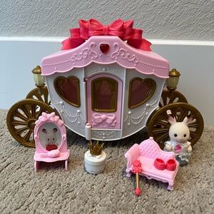 Calico critters royal carriage set